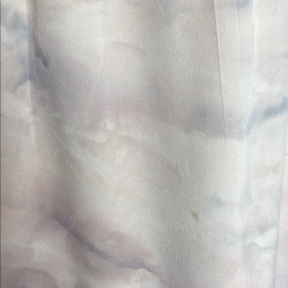 Elegant Gradient Skirt - Picture 6 of 9